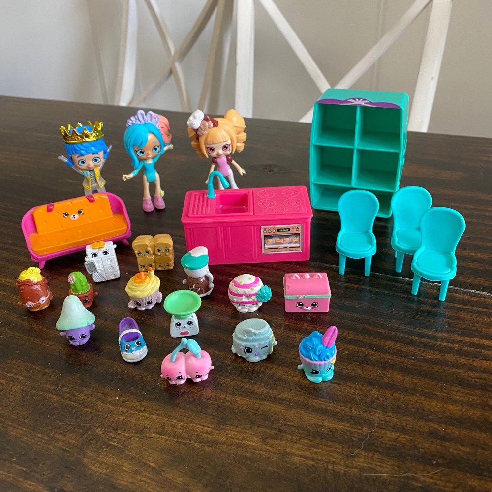 Shopkins Happy Places Shoppies Doll Lot Furniture Kitchen Sofa Chairs Miniatures